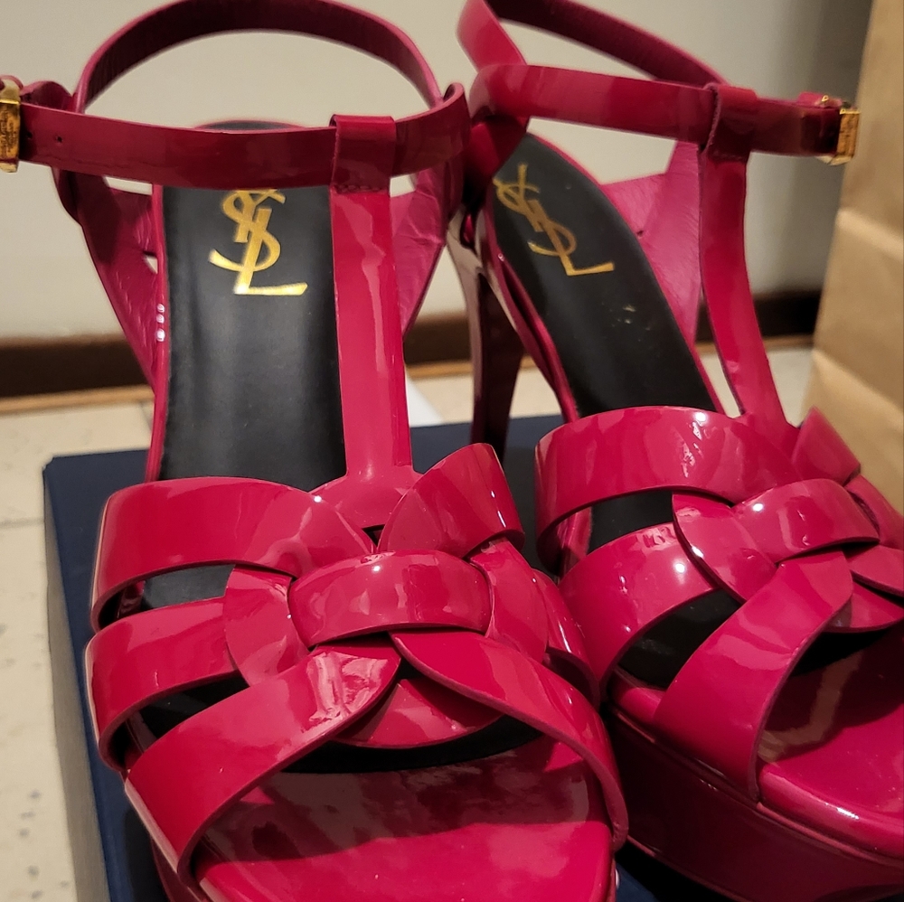 Authentic Saint Laurent Tribute Sandals in Fuchsia - Picture 2 of 11